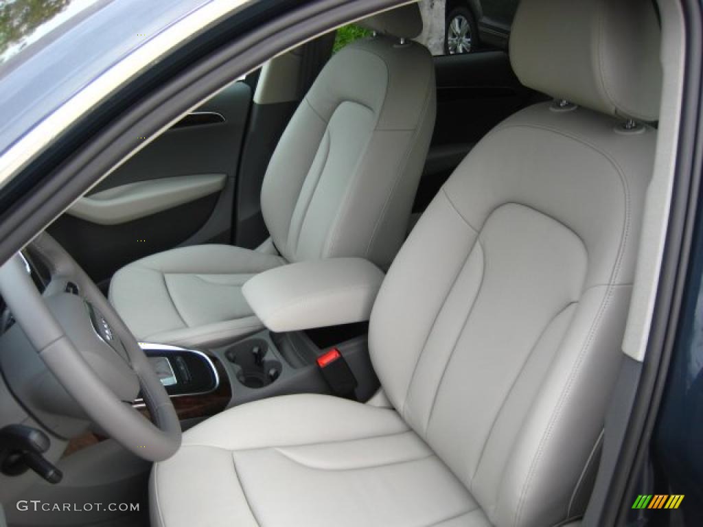 Light Gray Interior 2011 Audi Q5 2.0T quattro Photo #41980099