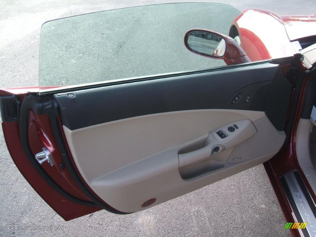 2011 Chevrolet Corvette Convertible Cashmere Door Panel Photo #41991027