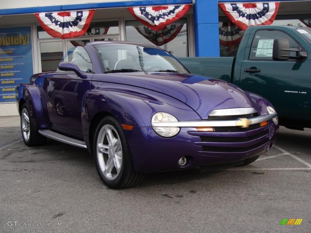 Ultra Violet Blue Metallic 2004 Chevrolet SSR Standard SSR Model Exterior Photo #41993199