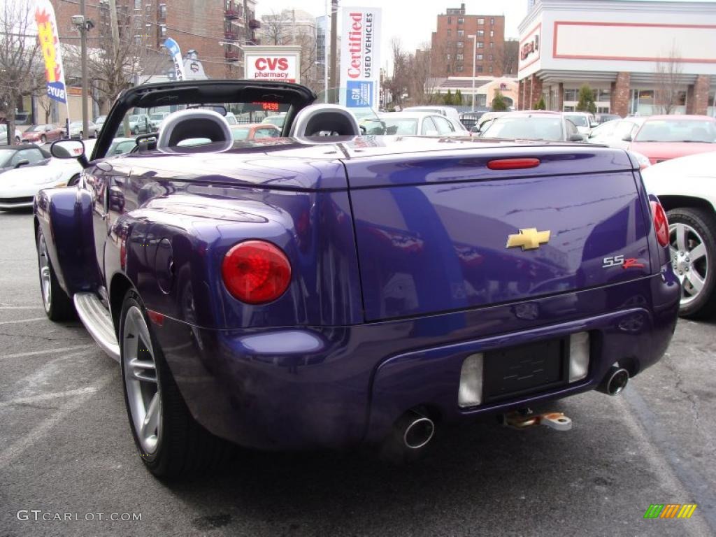 2004 SSR  - Ultra Violet Blue Metallic / Ebony photo #6