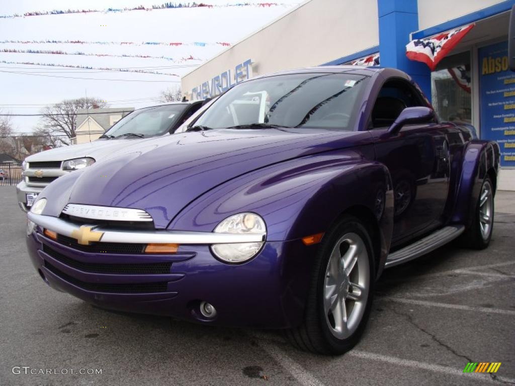 Ultra Violet Blue Metallic 2004 Chevrolet SSR Standard SSR Model Exterior Photo #41993359