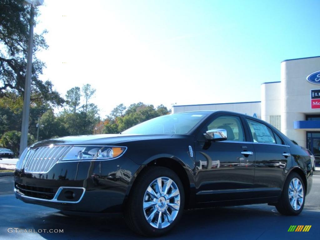 Tuxedo Black Metallic Lincoln MKZ