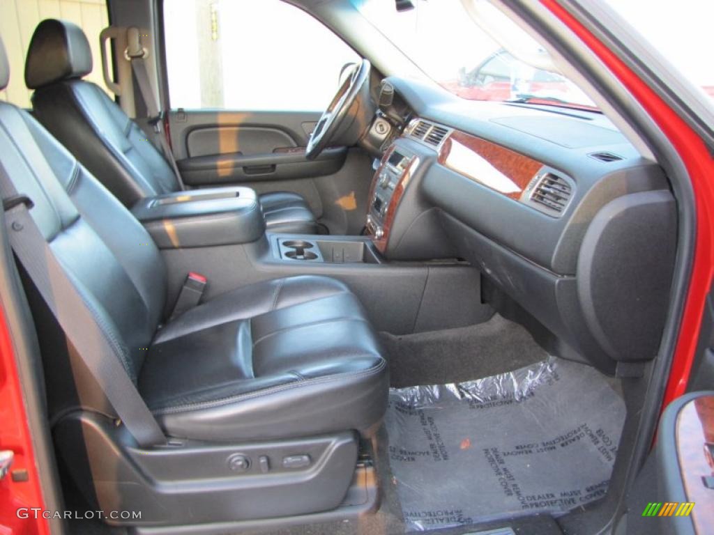 Ebony Interior 2007 Chevrolet Tahoe LT Photo #41999049