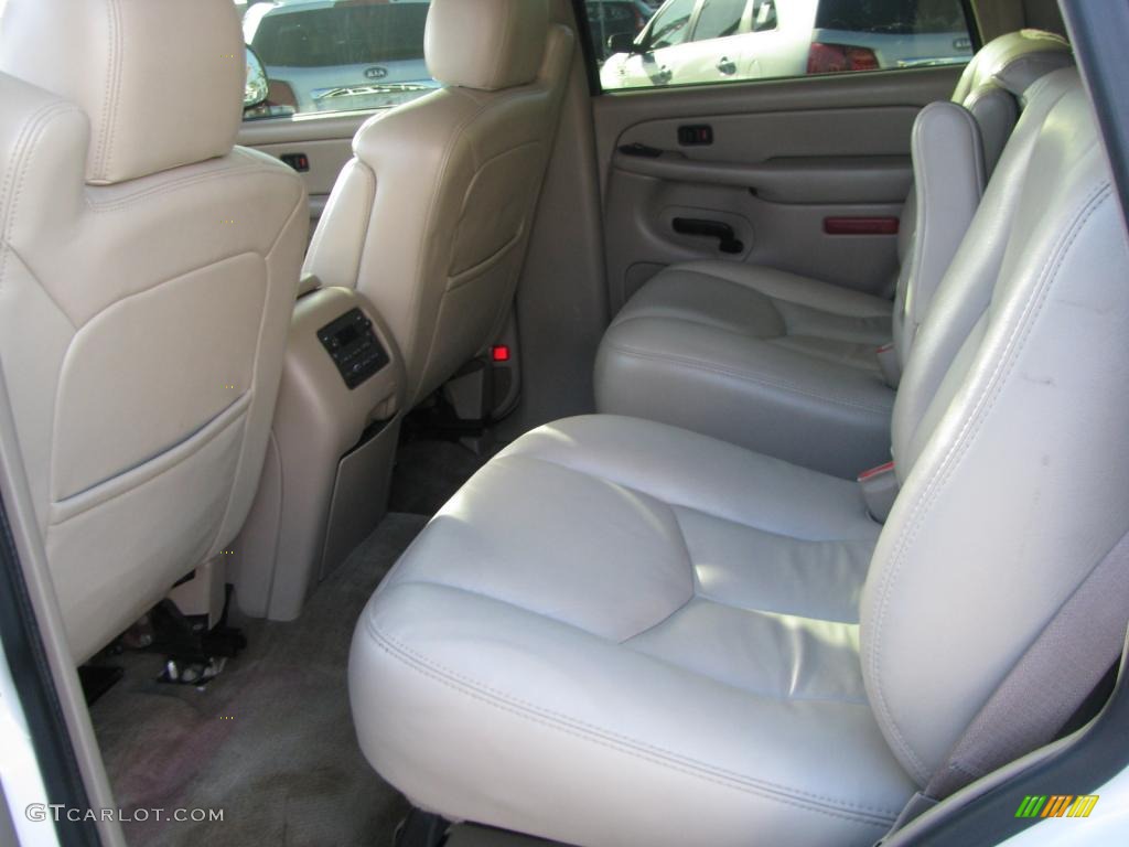 2004 Yukon SLT - Summit White / Neutral/Shale photo #14