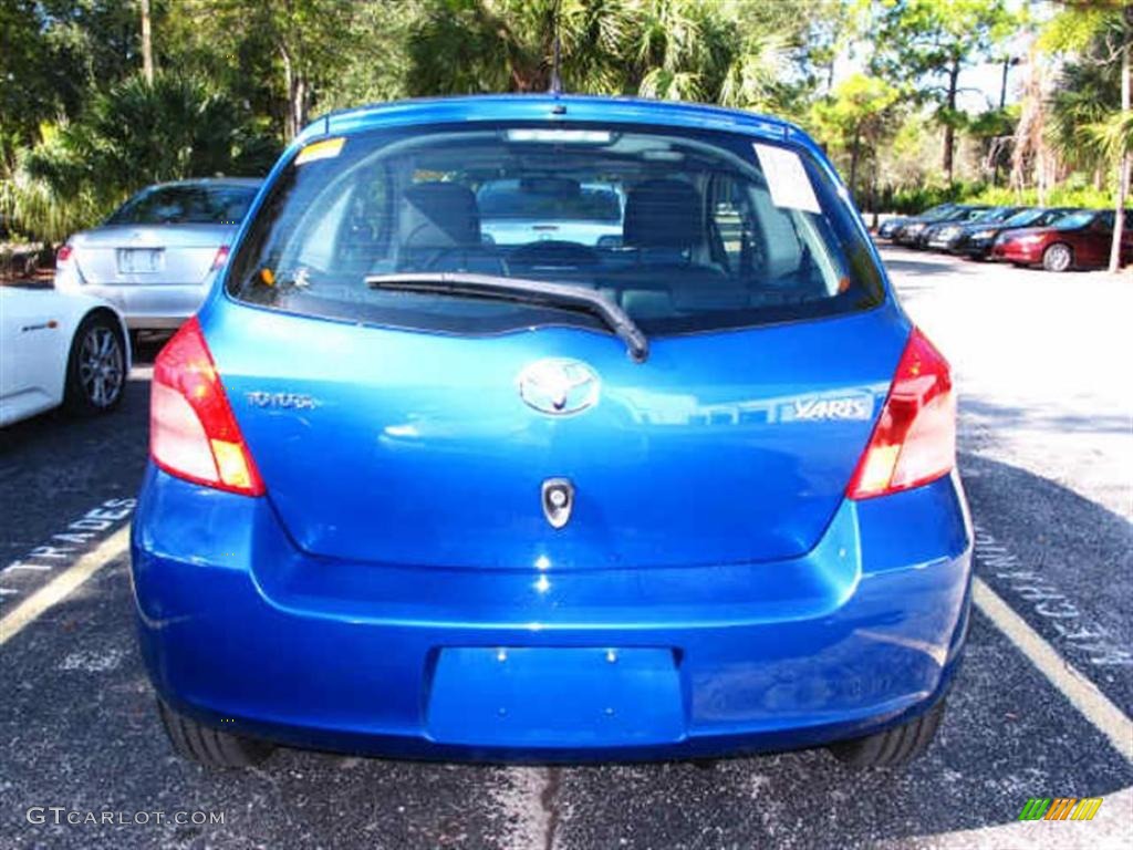 2008 Yaris S 3 Door Liftback - Blazing Blue Pearl / Dark Charcoal photo #4