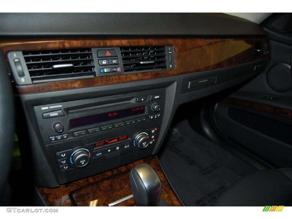 2009 3 Series 335i Sedan - Titanium Silver Metallic / Black photo #32