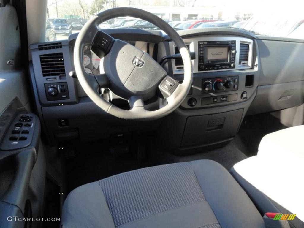 2008 Ram 3500 ST Quad Cab 4x4 Dually - Bright Silver Metallic / Medium Slate Gray photo #8