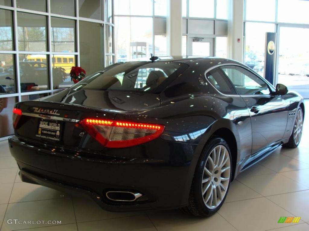 Nero Carbonio (Black Metallic) 2011 Maserati GranTurismo S Automatic Exterior Photo #42022525