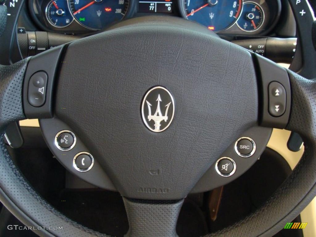 2011 Maserati GranTurismo Convertible GranCabrio Controls Photo #42023185