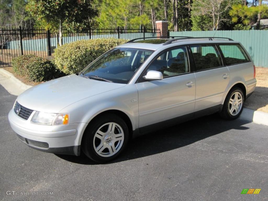 Satin Silver Metallic 2000 Volkswagen Passat GLX V6 Wagon Exterior Photo #42025200