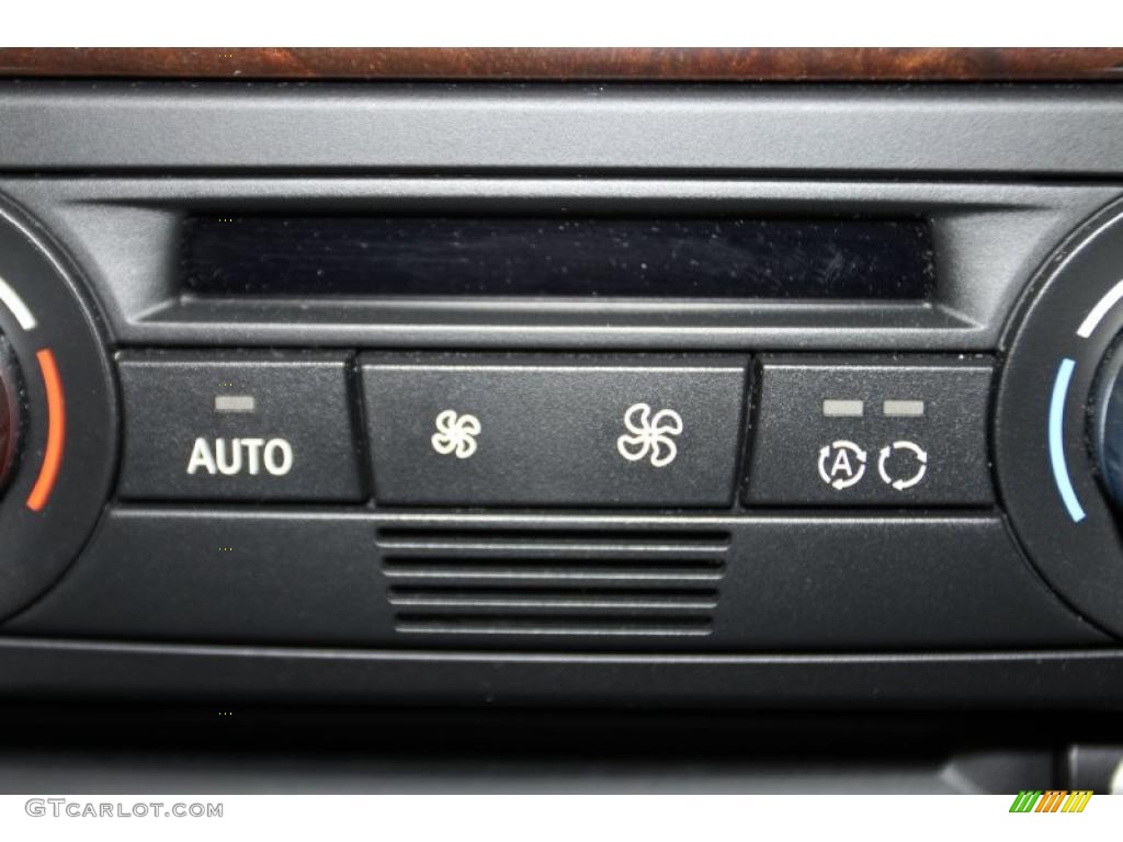 2008 3 Series 335i Sedan - Jet Black / Black photo #36