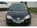 Black - Jetta SE Sedan Photo No. 2