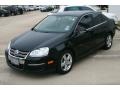 Black - Jetta SE Sedan Photo No. 3