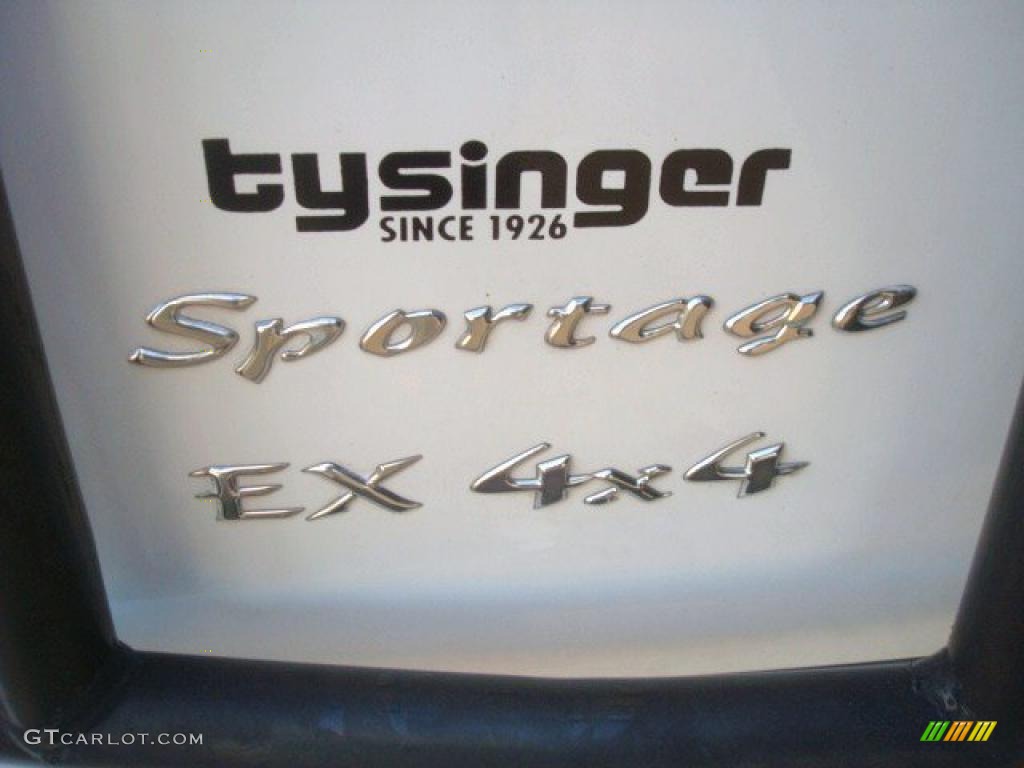 1997 Sportage 4x4 - Crystal White / Beige photo #19