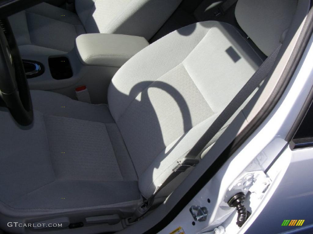 2011 Impala LT - Summit White / Gray photo #4