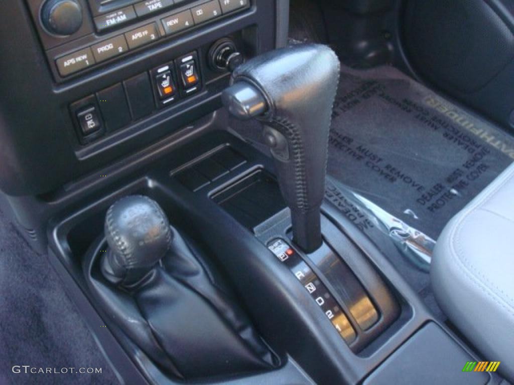 1999 Nissan Pathfinder SE 4x4 Transmission Photos