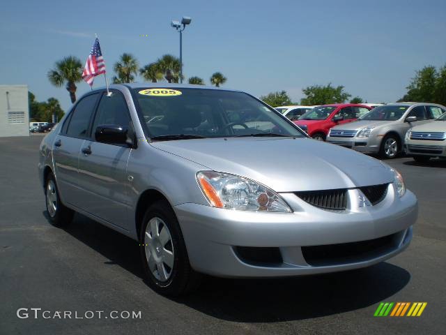 2005 Lancer ES - Cool Silver Metallic / Gray photo #1