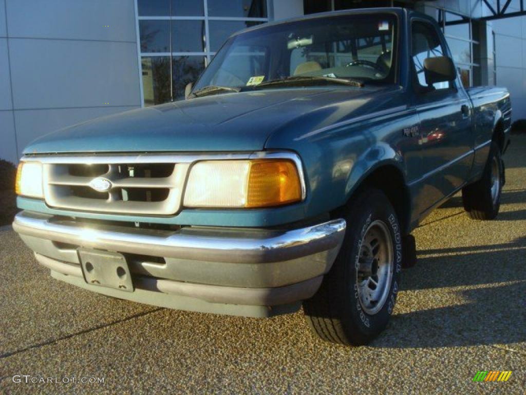 1995 Ranger XL Regular Cab - Cayman Green Metallic / Grey photo #1