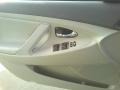 Super White - Camry LE Photo No. 12
