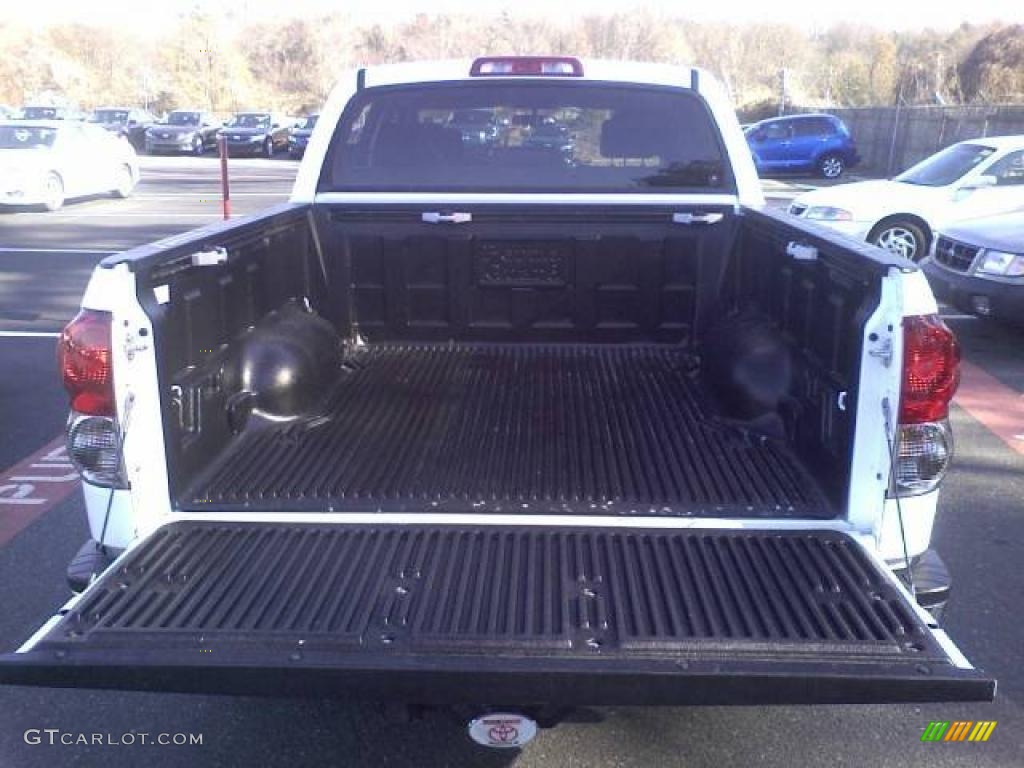 2007 Tundra SR5 CrewMax - Super White / Graphite Gray photo #15