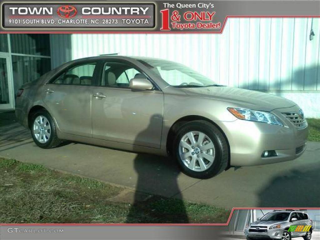 2008 Camry XLE V6 - Desert Sand Mica / Bisque photo #1