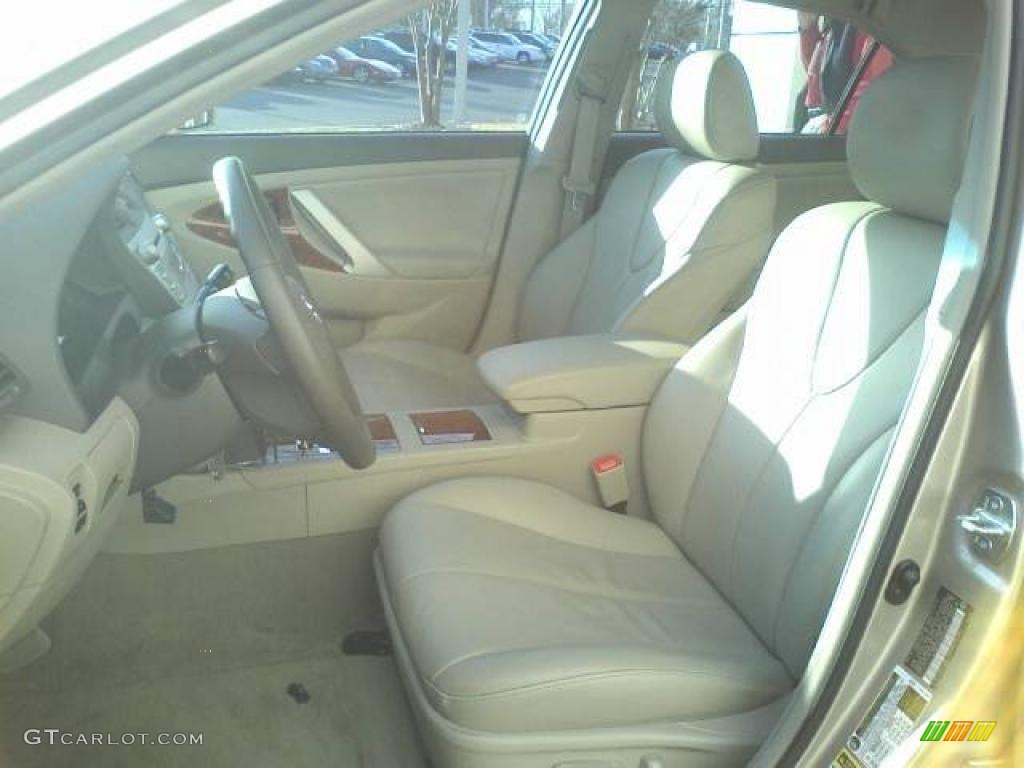 2008 Camry XLE V6 - Desert Sand Mica / Bisque photo #6