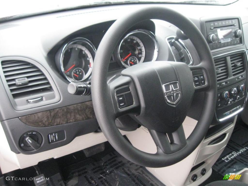 2011 Dodge Grand Caravan Mainstreet Black/Light Graystone Steering Wheel Photo #42066147