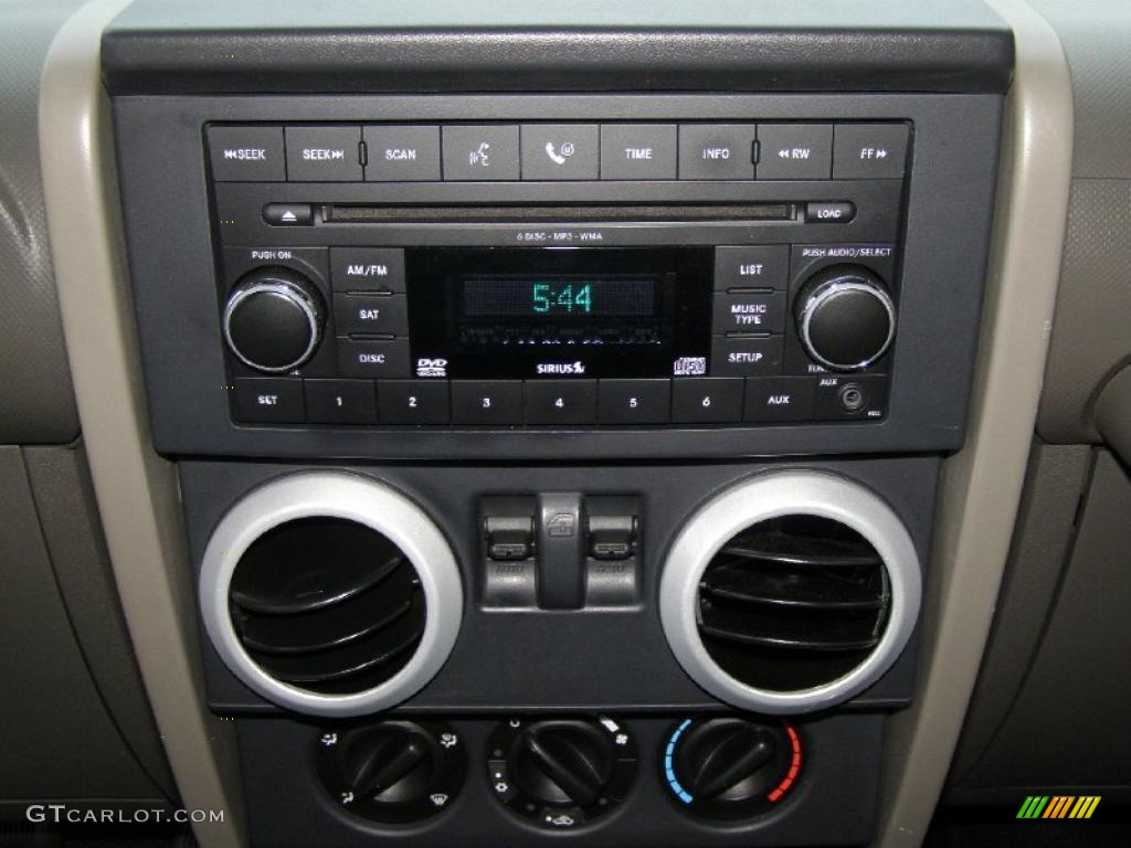 2008 Jeep Wrangler Sahara 4x4 Controls Photo #42068451