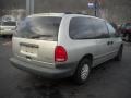 2000 Bright Silver Metallic Plymouth Grand Voyager   photo #4
