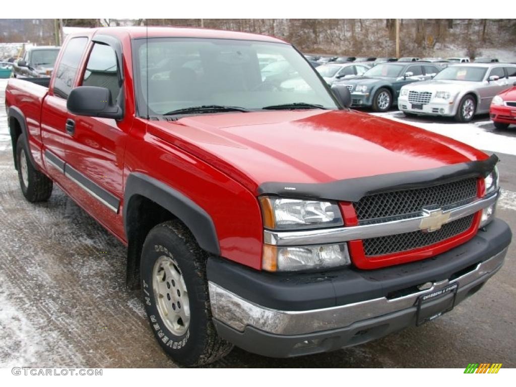 2004 Silverado 1500 Z71 Extended Cab 4x4 - Victory Red / Dark Charcoal photo #12