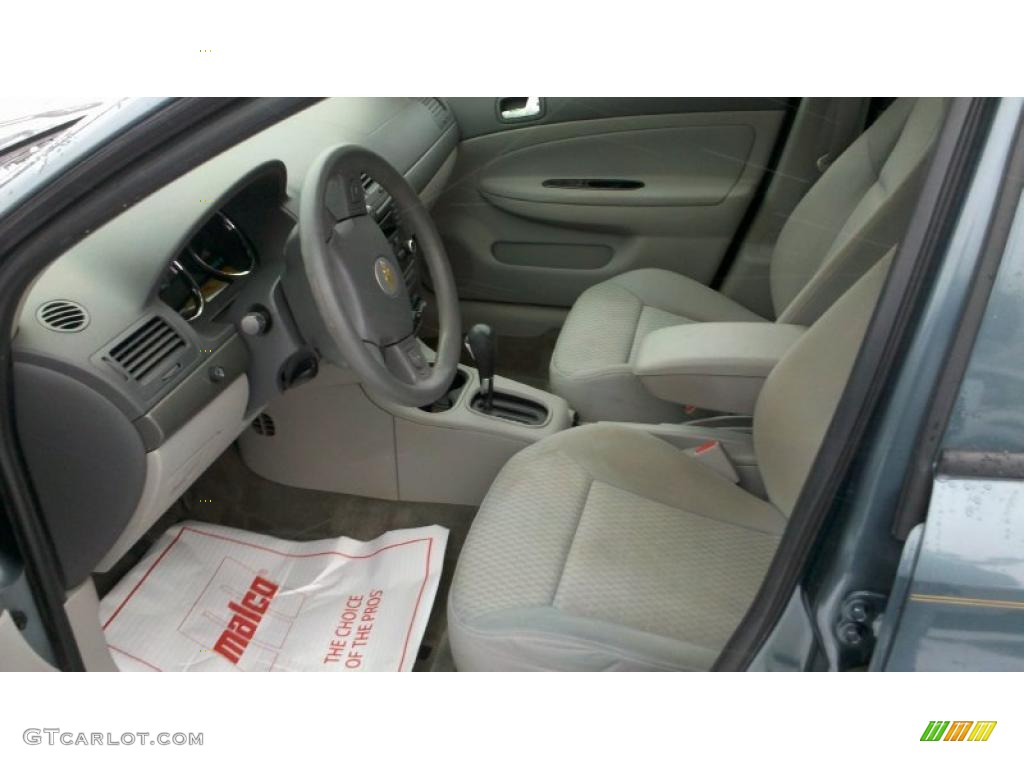 2005 Cobalt LS Sedan - Blue Granite Metallic / Gray photo #5