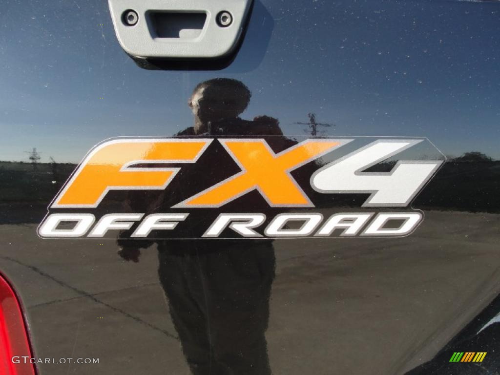 2006 Ford F150 FX4 SuperCrew 4x4 Marks and Logos Photo #42077831