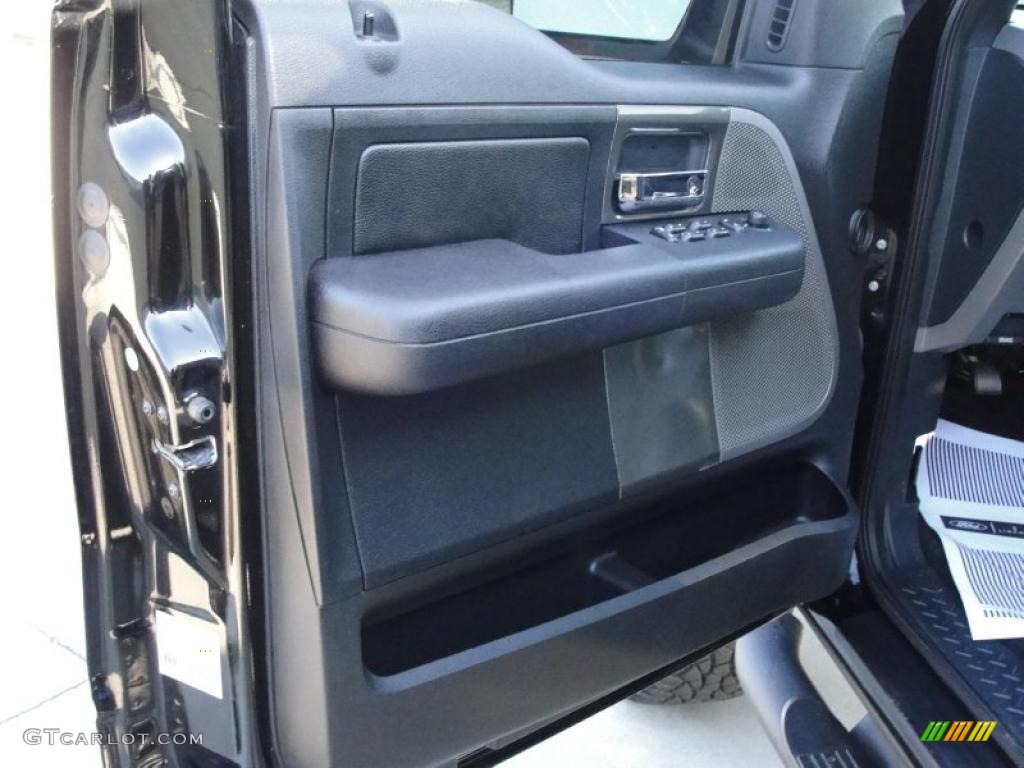 2006 F150 FX4 SuperCrew 4x4 - Black / Black photo #33