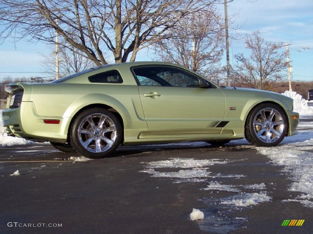 2005 Mustang Saleen S281 Coupe - Legend Lime Metallic / Dark Charcoal photo #3