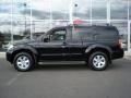 Super Black - Pathfinder SE 4x4 Photo No. 4
