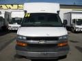 Summit White - Express 3500 Cutaway Moving Van Photo No. 2