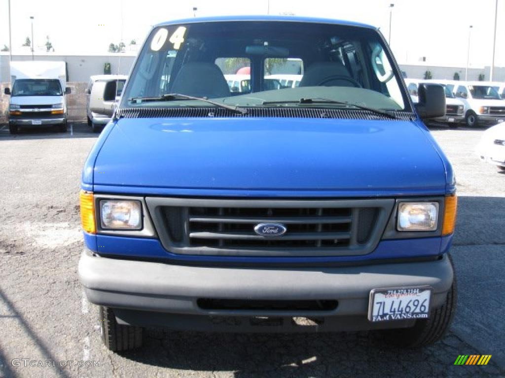 2004 E Series Van E250 Commercial - Fleet Blue / Medium Flint photo #2