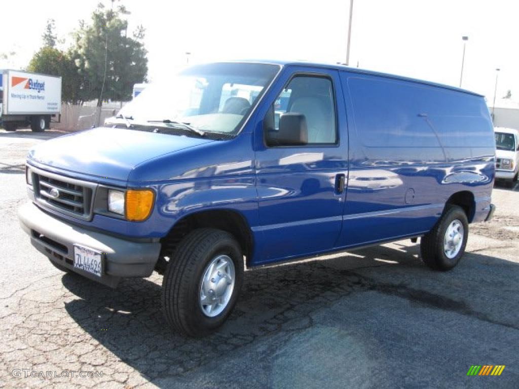 2004 E Series Van E250 Commercial - Fleet Blue / Medium Flint photo #3