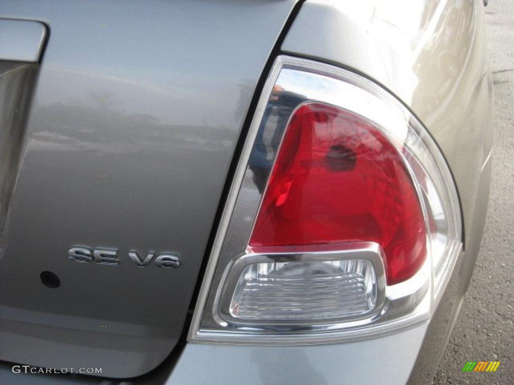 2008 Fusion SE V6 - Vapor Silver Metallic / Charcoal Black photo #17