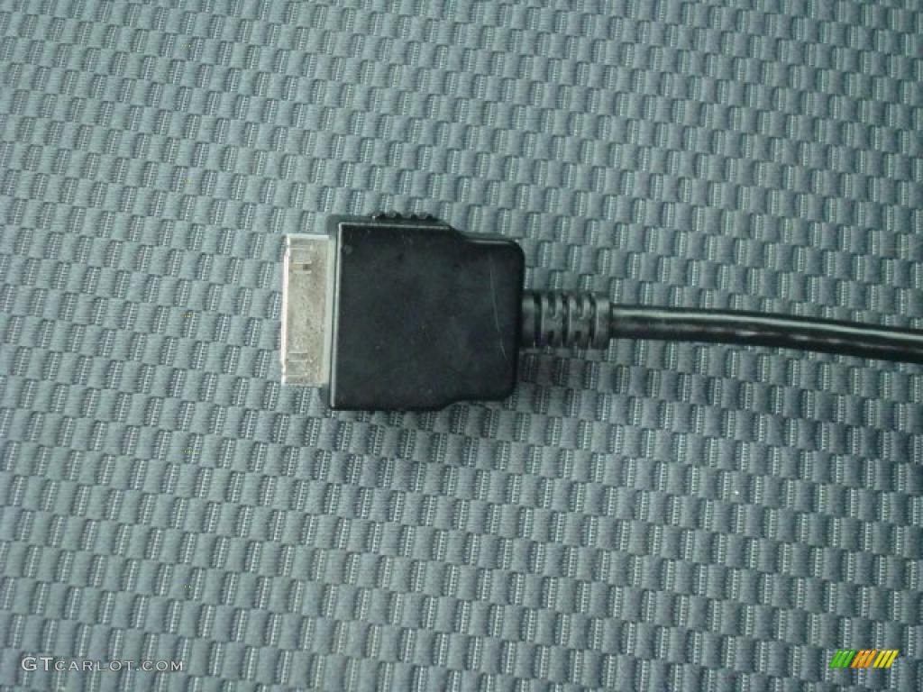 2006 MAZDA5 Sport - Stellar Silver Mica / Black photo #18