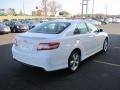 Super White - Camry SE Photo No. 5