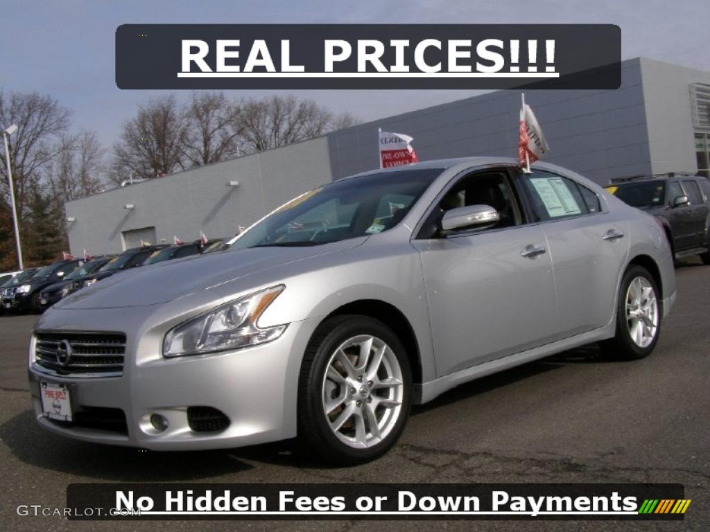 Radiant Silver Metallic Nissan Maxima