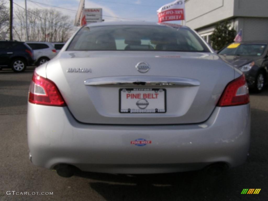 2009 Maxima 3.5 SV - Radiant Silver Metallic / Charcoal photo #6