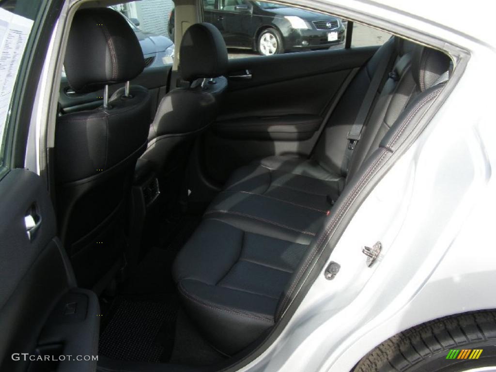 2009 Maxima 3.5 SV - Radiant Silver Metallic / Charcoal photo #7