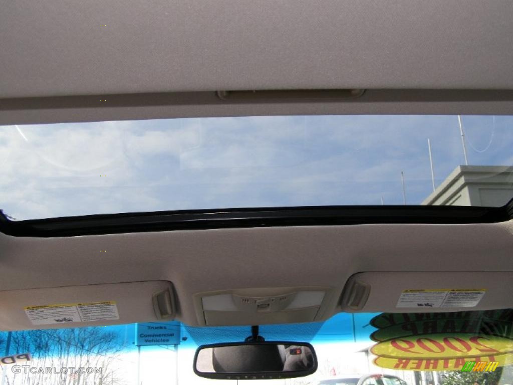 2009 Maxima 3.5 SV - Radiant Silver Metallic / Charcoal photo #8