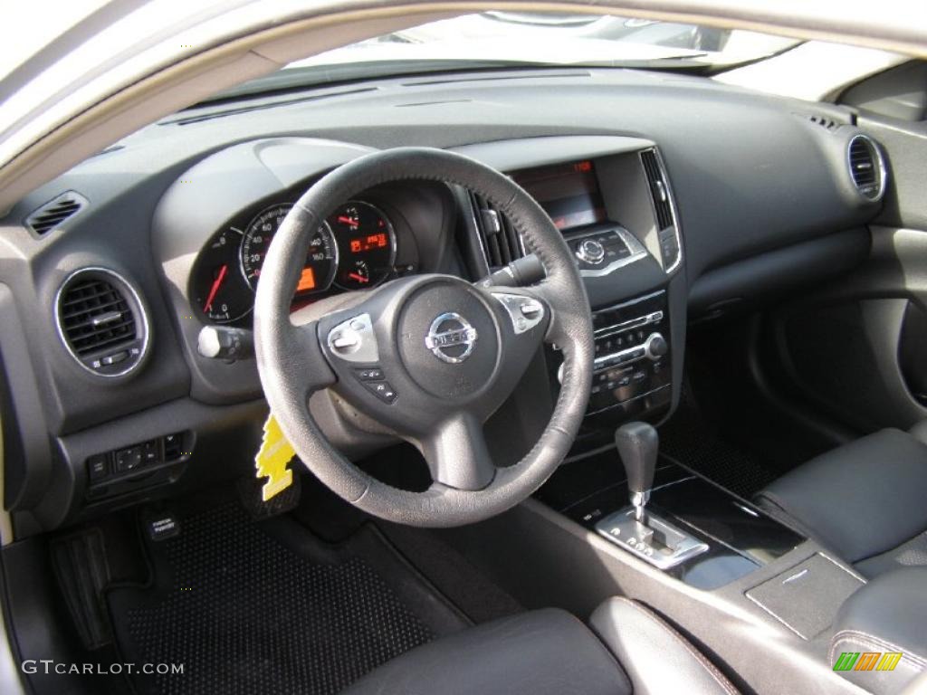 2009 Maxima 3.5 SV - Radiant Silver Metallic / Charcoal photo #9