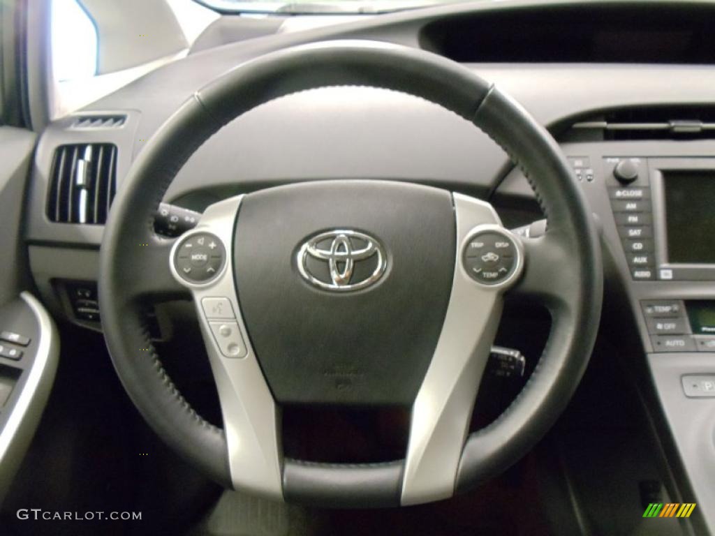 2010 Prius Hybrid III - Classic Silver Metallic / Dark Gray photo #12
