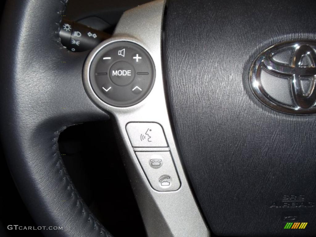 2010 Prius Hybrid III - Classic Silver Metallic / Dark Gray photo #25