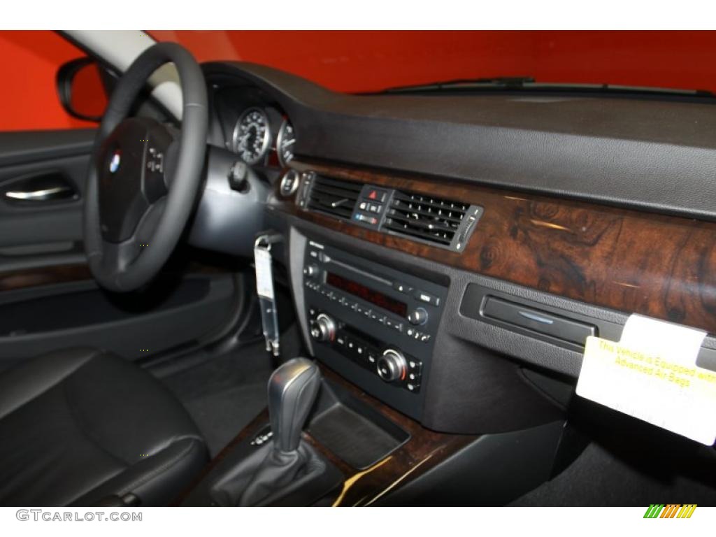 2011 3 Series 328i Sedan - Jet Black / Black Dakota Leather photo #14