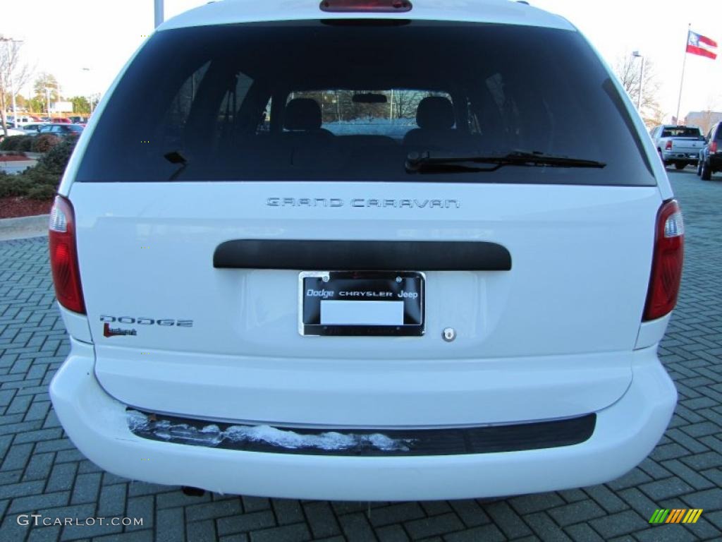 2007 Grand Caravan SE - Stone White / Medium Slate Gray photo #4